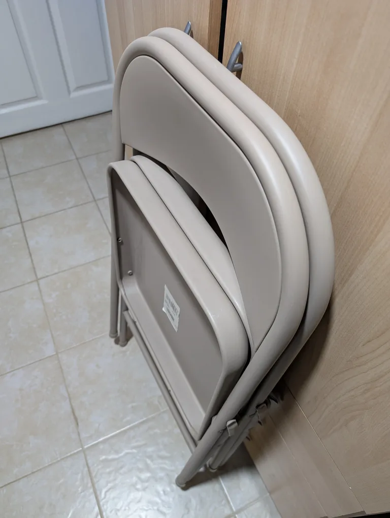 Set of 2 Beige Folding Chairs image indicator(5)