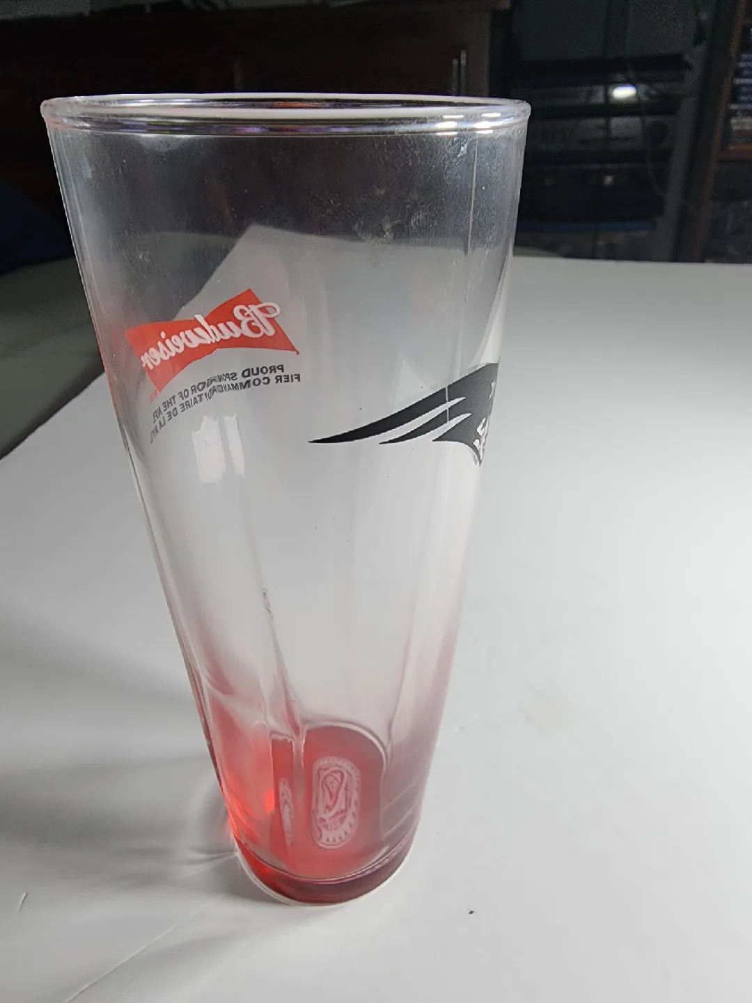 Budweiser NFL Patriots Pint Glass image indicator(4)