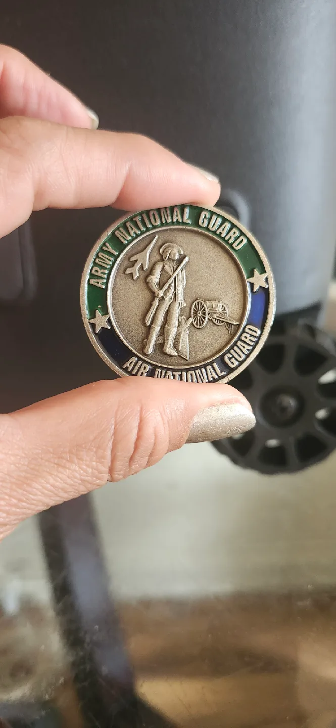 Army National Guard Challenge Coin image indicator(5)