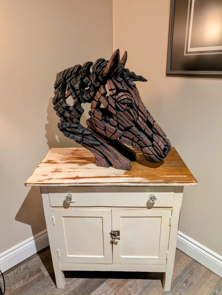 Edge Horse Sculpture by Matt Buckley image indicator(3)