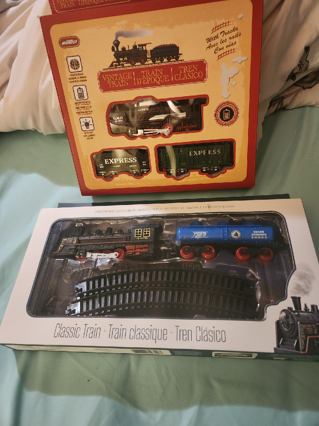 Montoy Vintage Classic Train Set - New in Box!