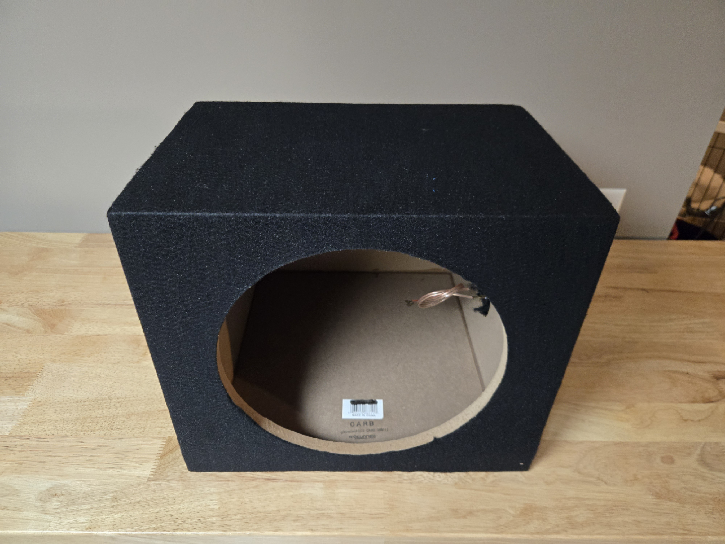 Brand New 12" Sealed Subwoofer Enclosure - photo 4