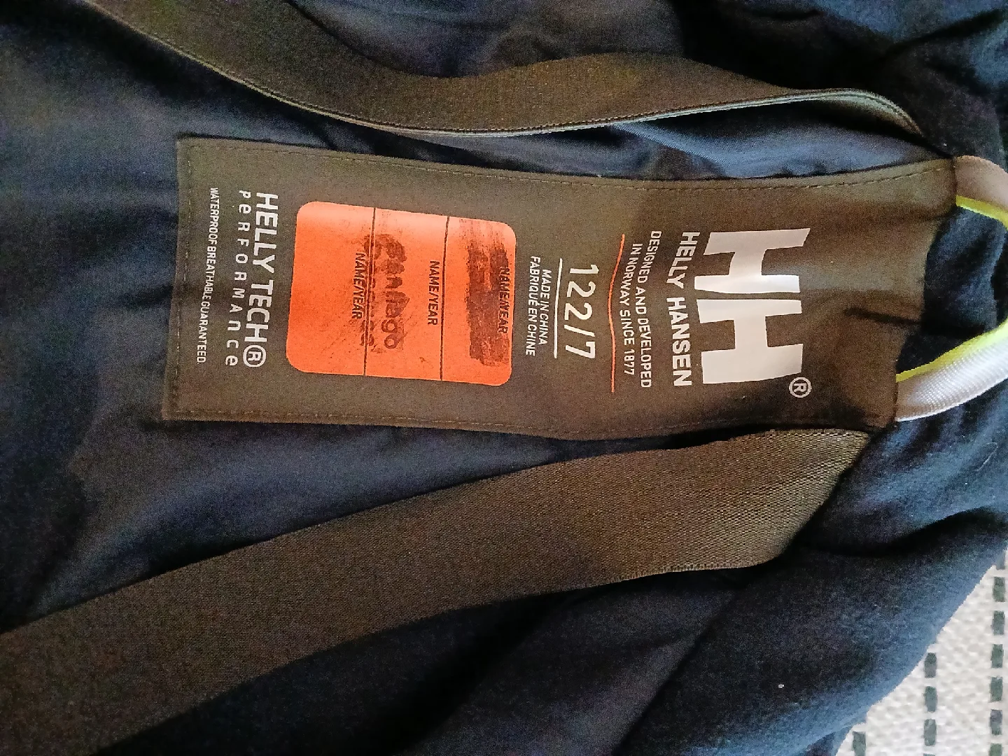 Helly Hansen Kids' Snowsuit - Size 122/7 image indicator(2)