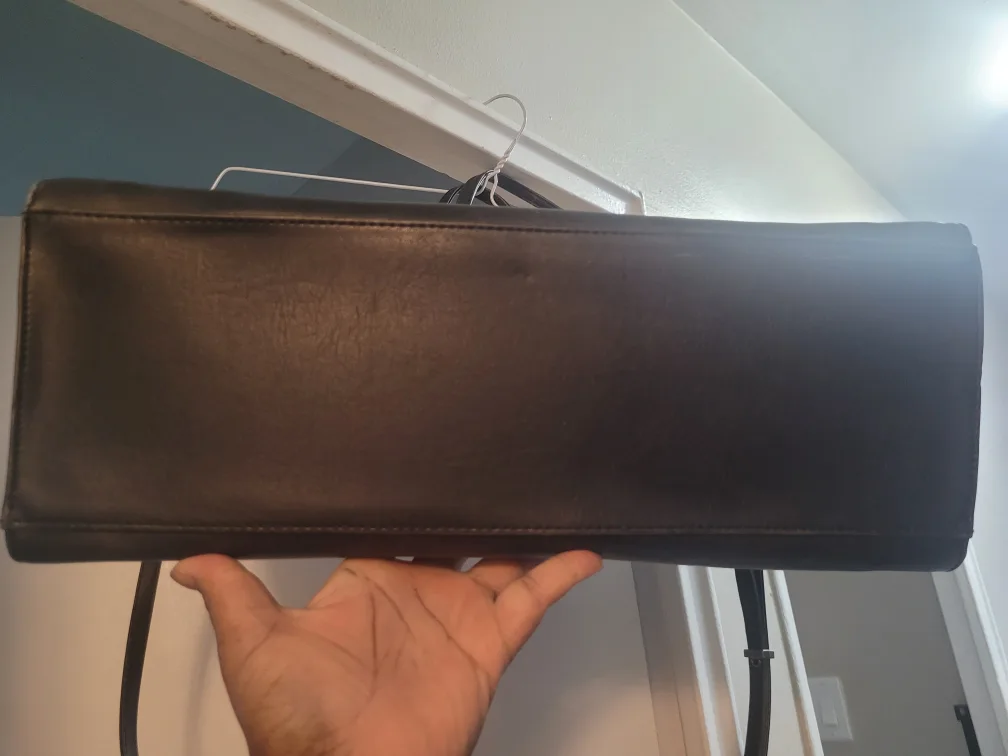 Matt & Nat Black Large Tote Bag image indicator(3)