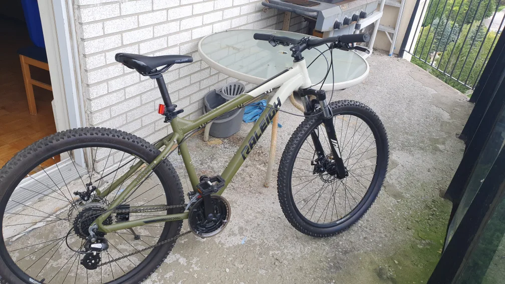 Raleigh Talus 2 Mountain Bike - Olive Green image indicator(2)