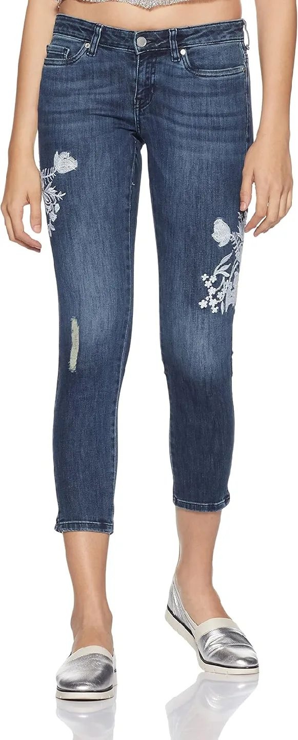 Vero Moda Embroidered Jeans thumbnail