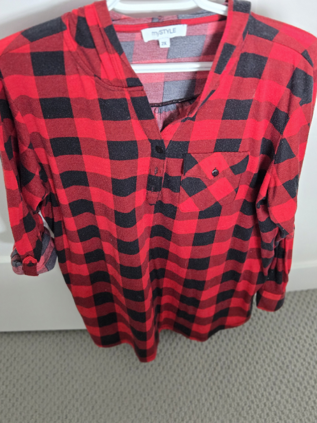 mySTYLE Red & Black Plaid 2X Top