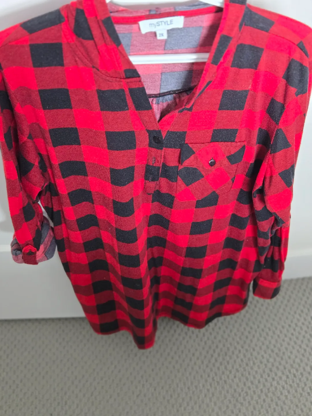 mySTYLE Red & Black Plaid 2X Top image indicator(4)