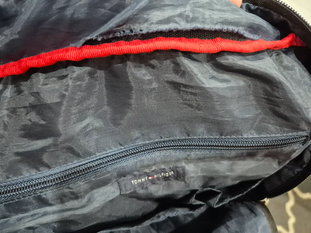 Tommy Hilfiger Black Tote Bag image indicator(3)