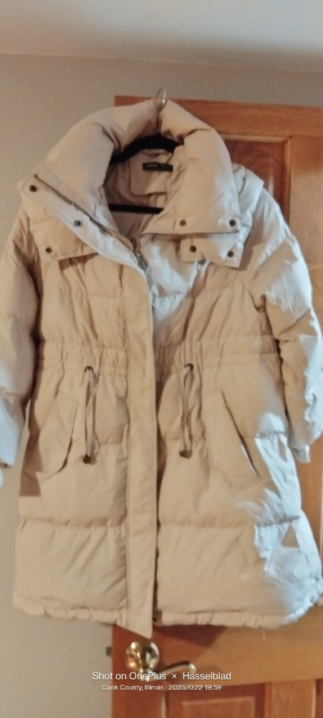 Puffer Jacket - size M
