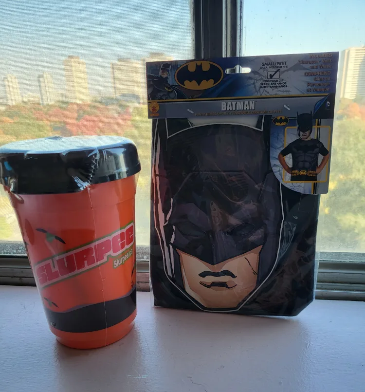 Batman Halloween Costume Set (Size 3-4 yrs) with Halloween Mug image indicator(2)