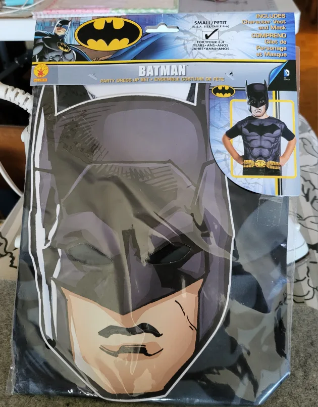 Batman Halloween Costume Set (Size 3-4 yrs) with Halloween Mug image indicator(3)