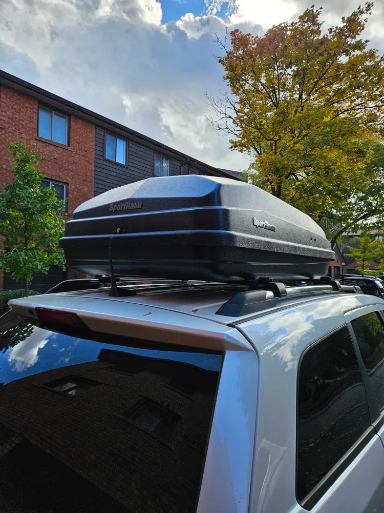 SportRack Vista XL Cargo Box image indicator(3)