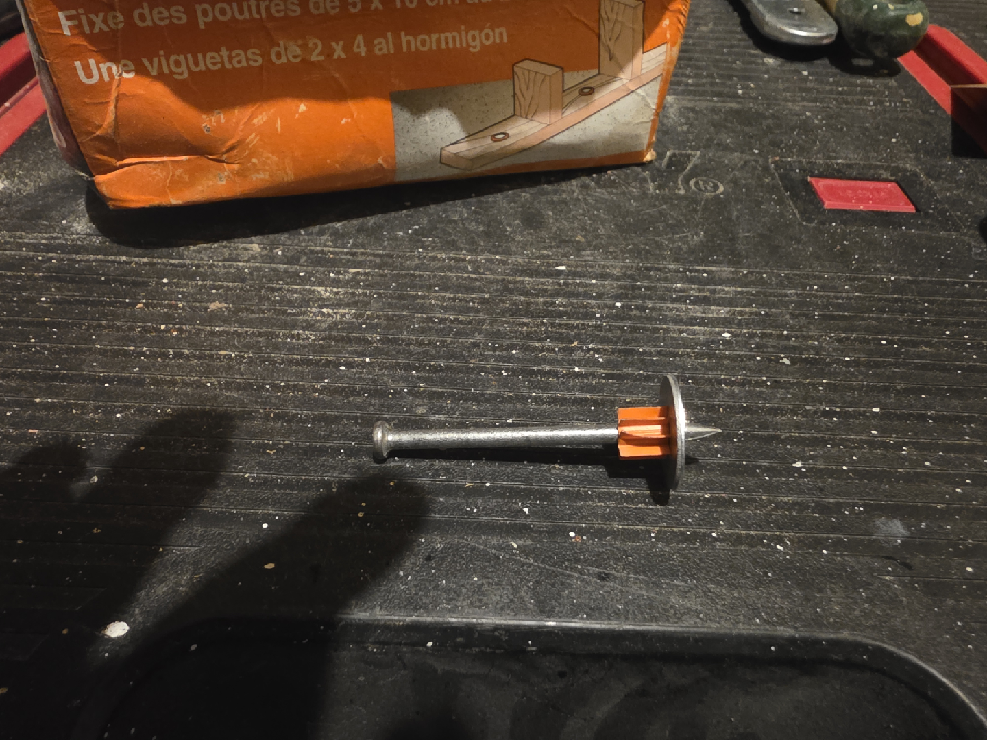 Ramset 2 1/2" (63mm) Nails 1/2 box full - photo 2