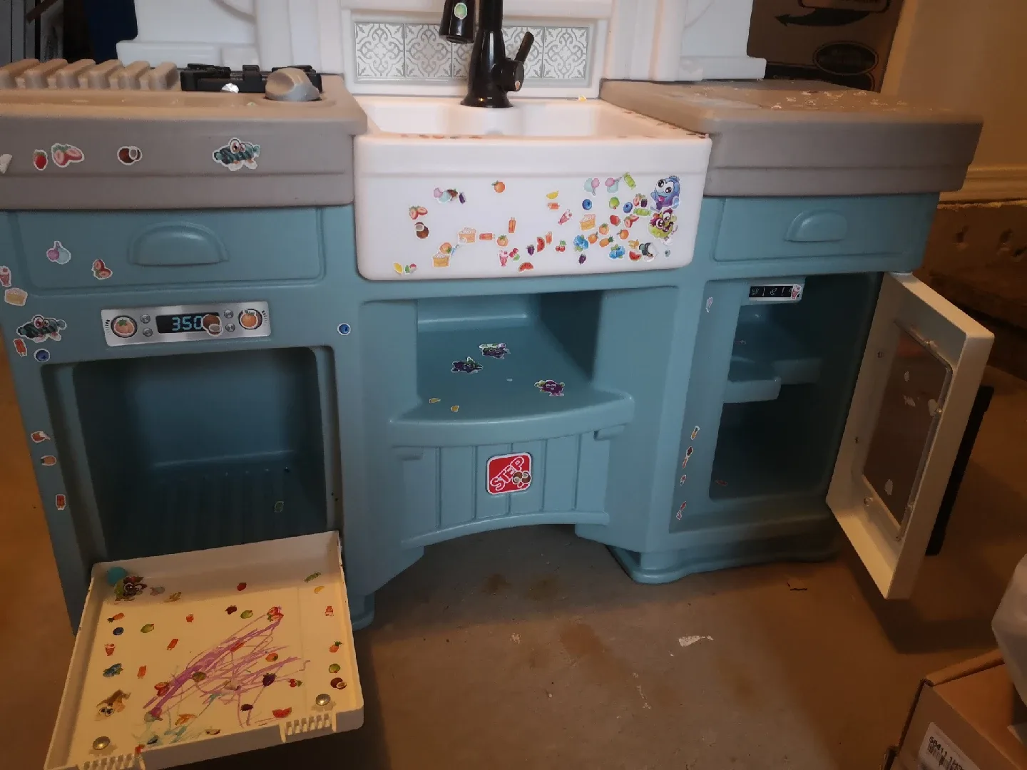 Step2 Kitchen Playset image indicator(6)