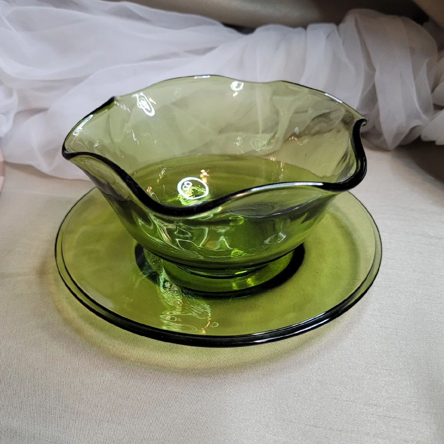 Vintage Indiana Glass Ruffled 2 pc Olive Green Set image indicator(10)
