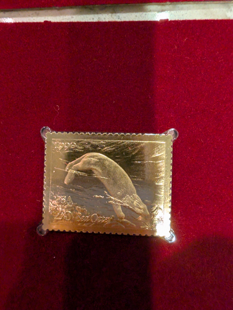 22 KT Gold 1990 USA  Gold Stamp Sets of four - photo 4