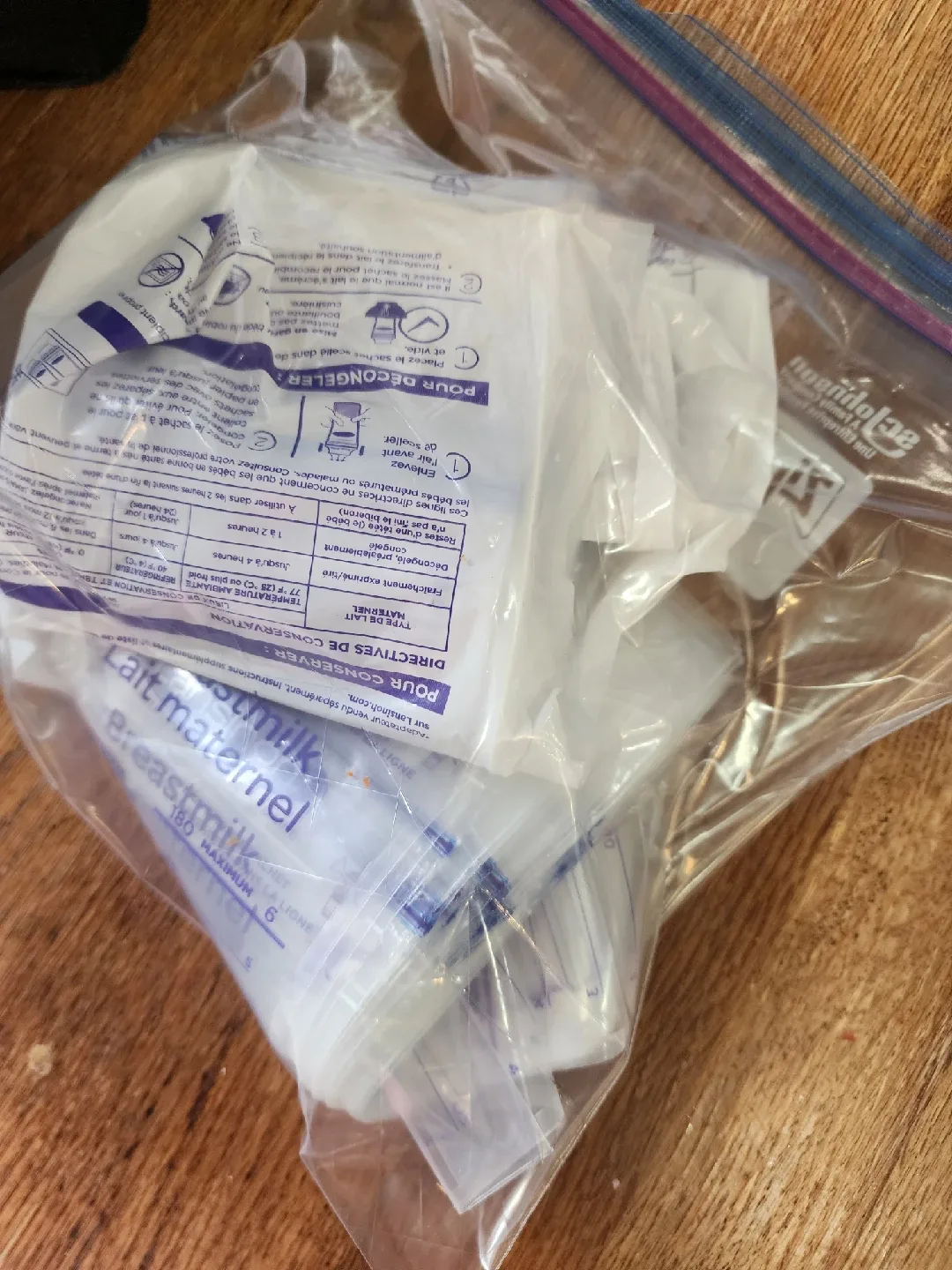 Medela & Haakaa Breast Pump Bundle image indicator(10)