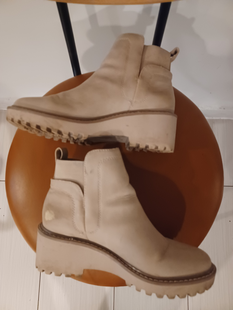 Blondo Beige Suede Ankle Boots, Size 8 - photo 4