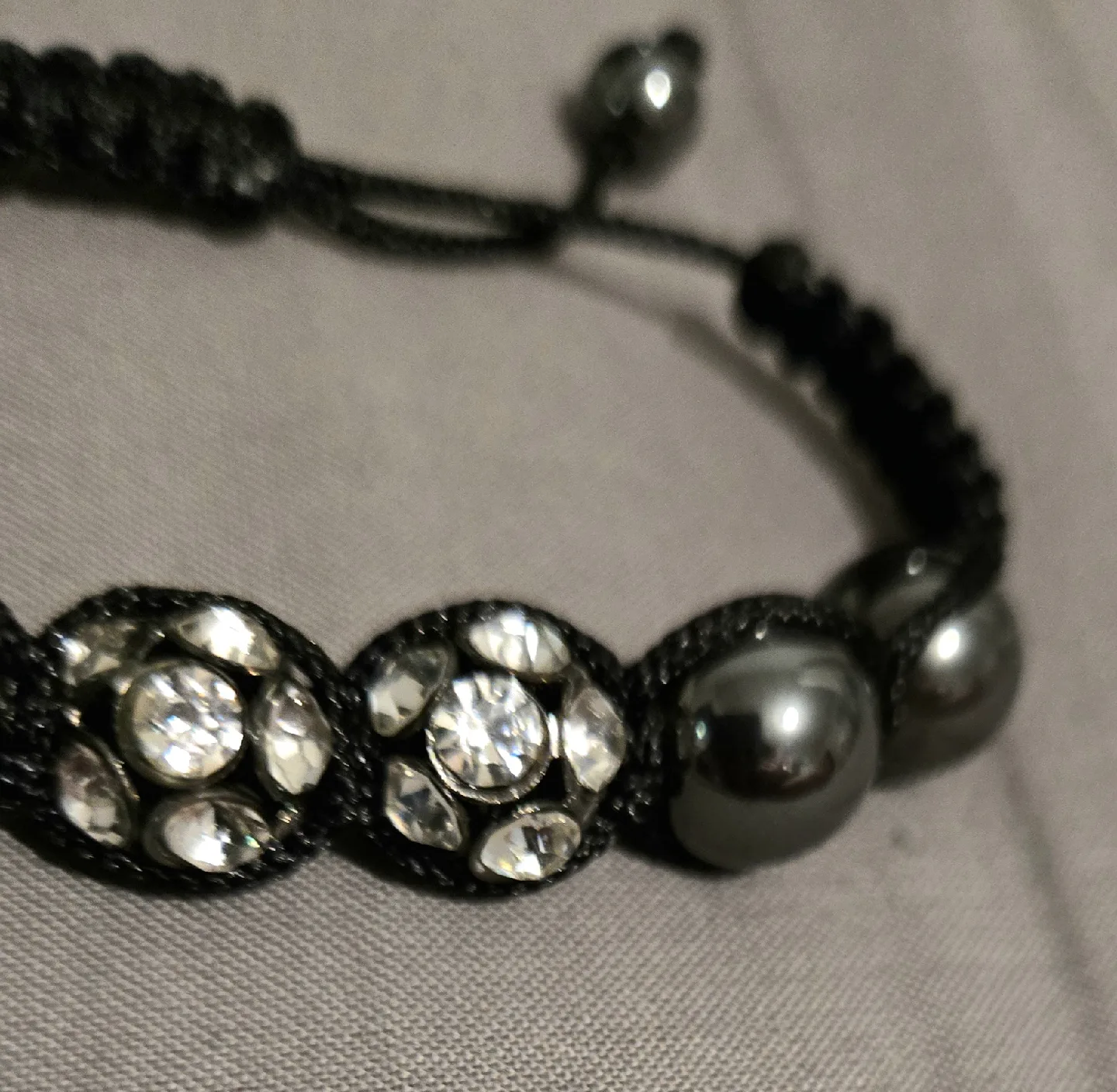 NEW Black and Silver Beaded Bracelet image indicator(2)