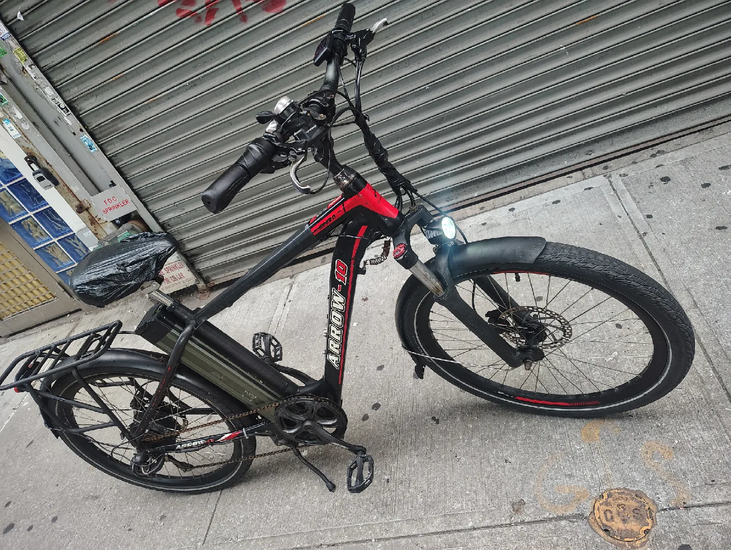 Arrow 10 E-Bike - Great Condition! image indicator(3)