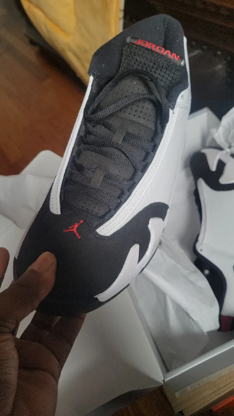 Jordan 14 Retro White/Black size 11.5 image indicator(10)