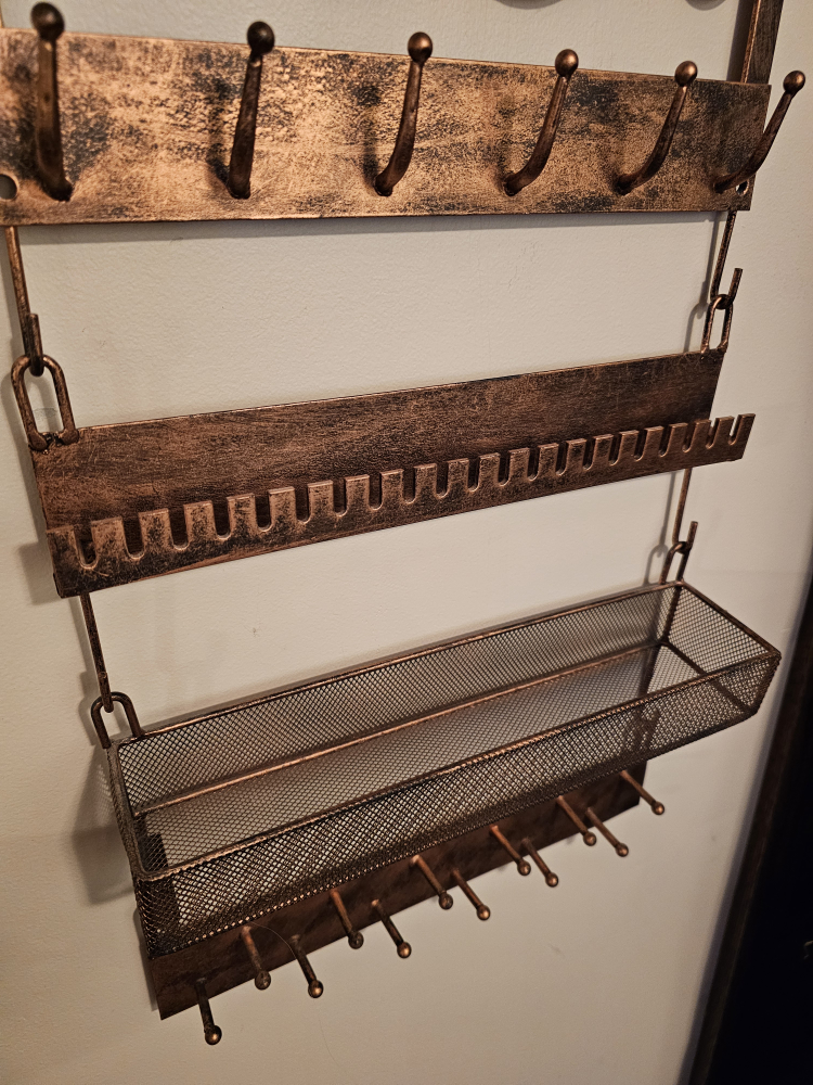 Bronze Jewelry Organizer - photo 2
