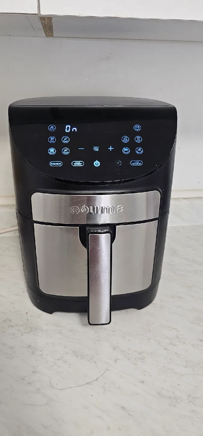 Gourmia Air Fryer - Black and Silver thumbnail