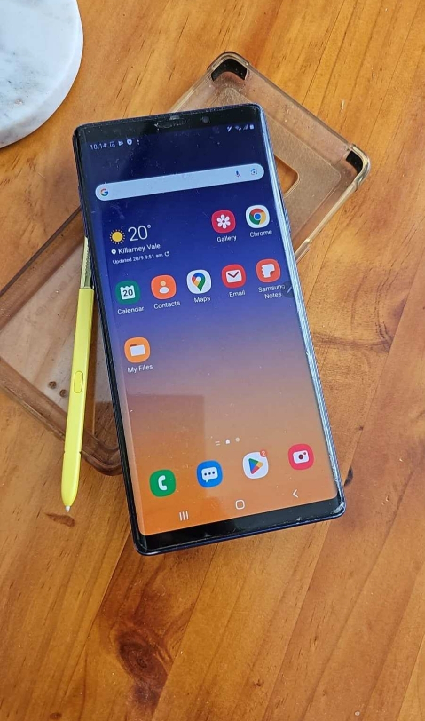 Samsung Galaxy Note 9 - 128GB Storage unlocked Great Condition! - photo 2