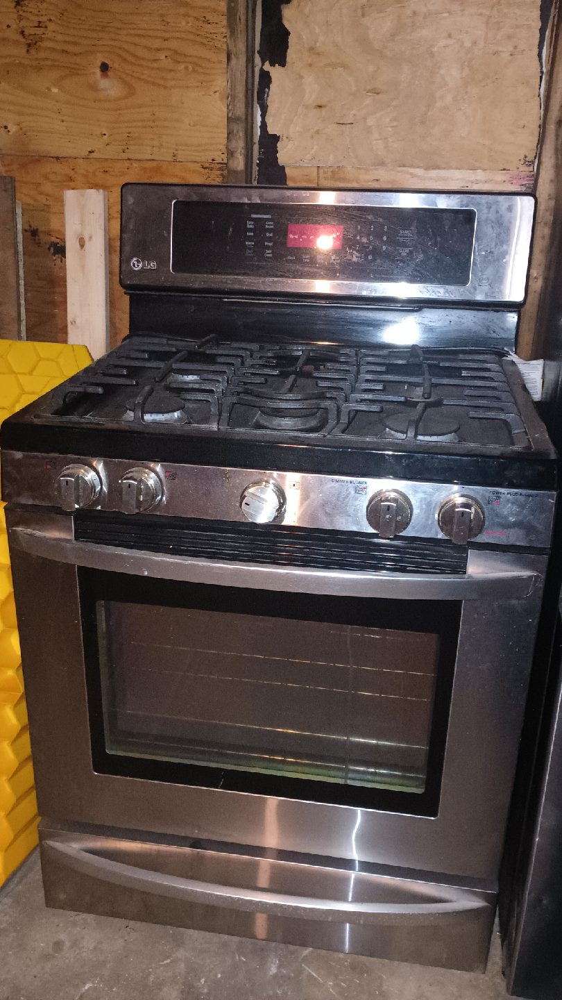 LG Stainless Steel Gas Range - photo 3