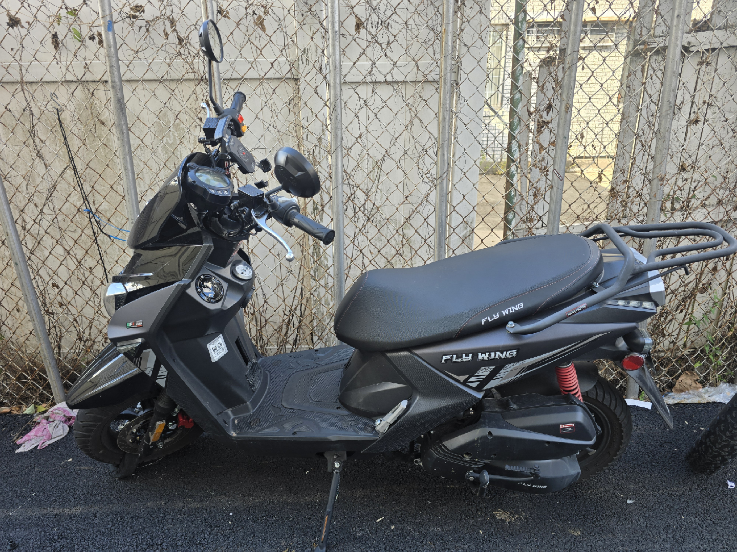 Scooter - Black color brand new with all paper work - photo 5