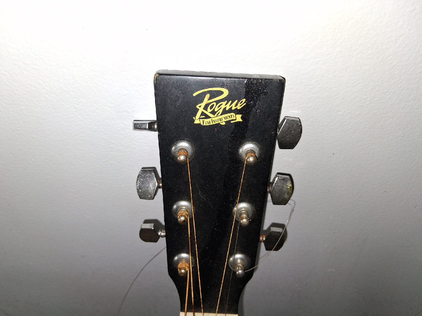 Fender, Yamaha, Rogue Acoustic Guitars - photo 2