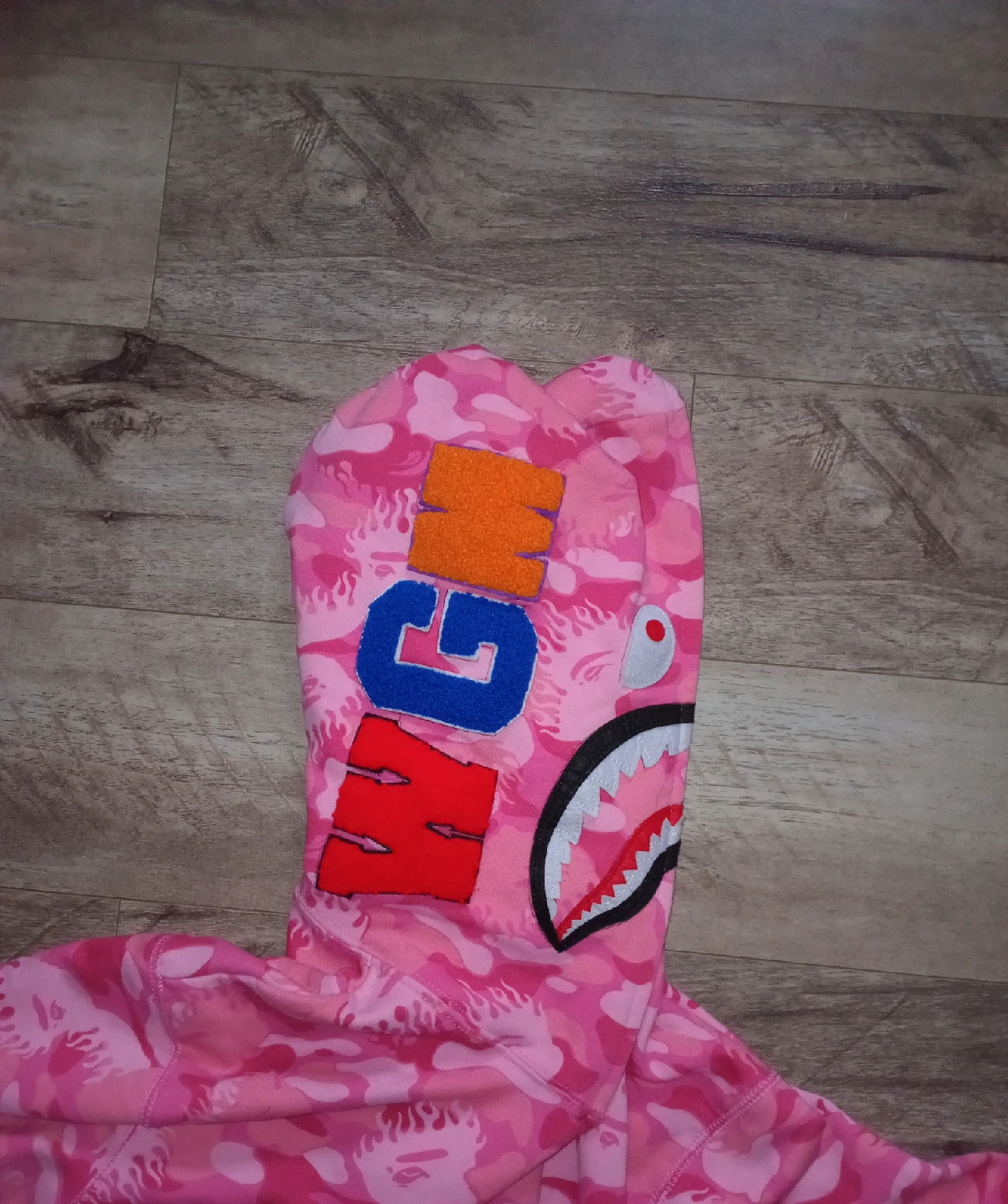 Bathing Ape (BAPE) Pink Camo Shark Hoodie, Size L - photo 4