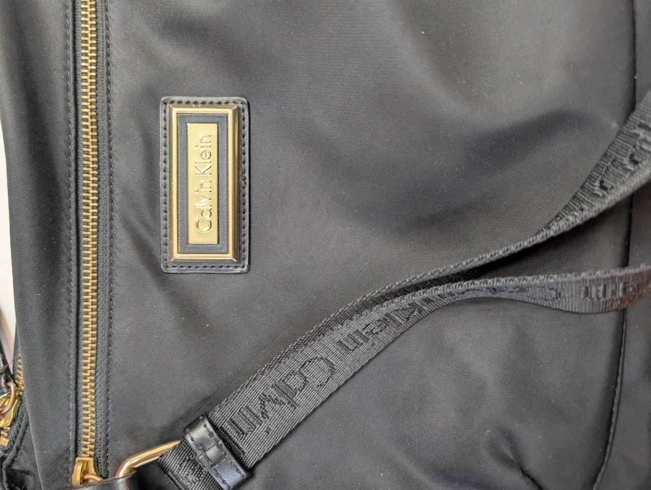 Calvin Klein Black Crossbody Bag image indicator(9)