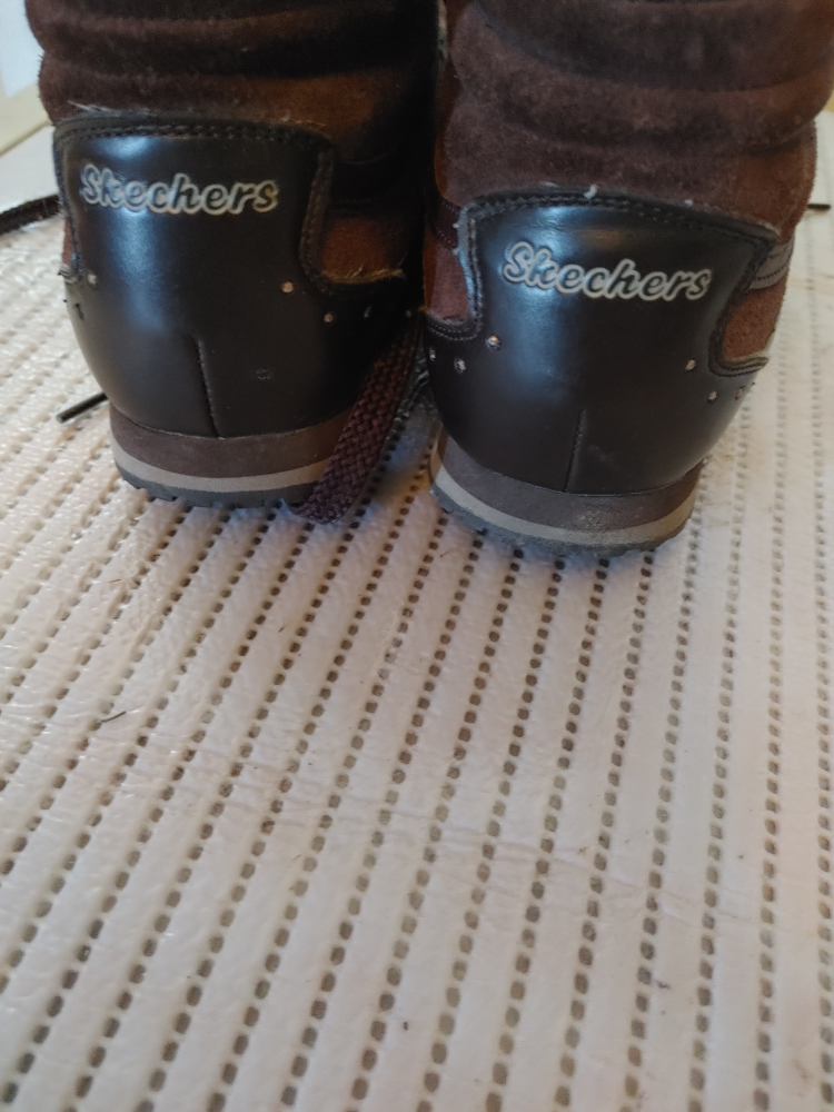 Skechers Brown High-Top Sneakers - size 8 - photo 2