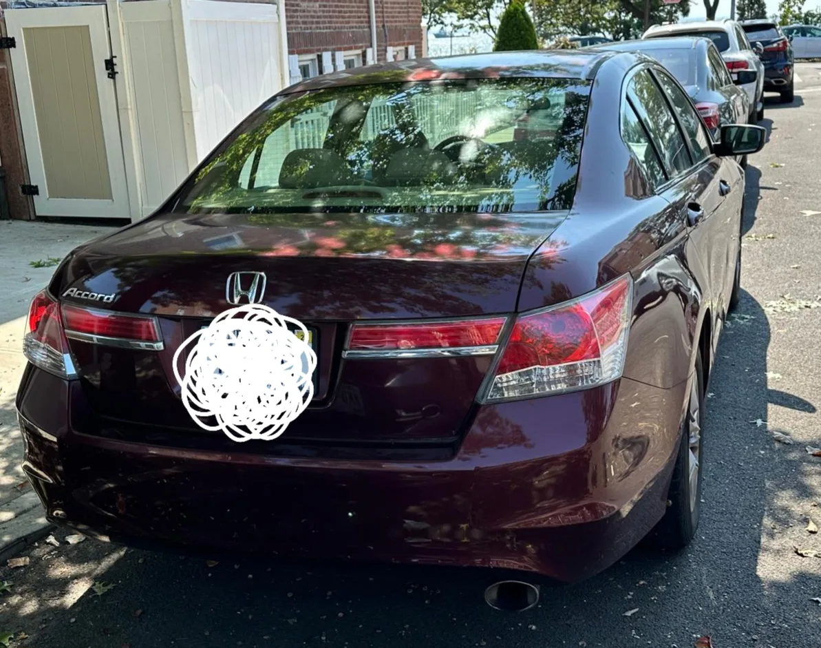 2012 Honda Accord Sedan LXP - Maroon image indicator(2)