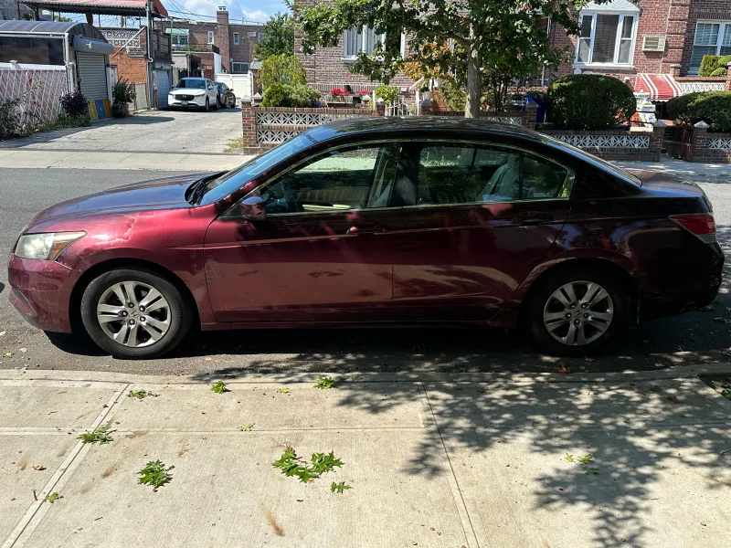 2012 Honda Accord Sedan LXP - Maroon image indicator(3)