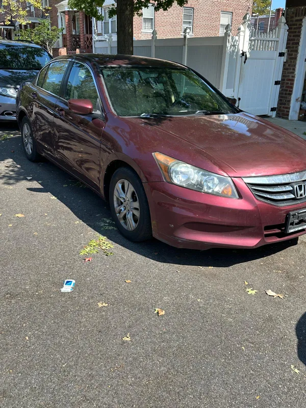 2012 Honda Accord Sedan LXP - Maroon image indicator(4)