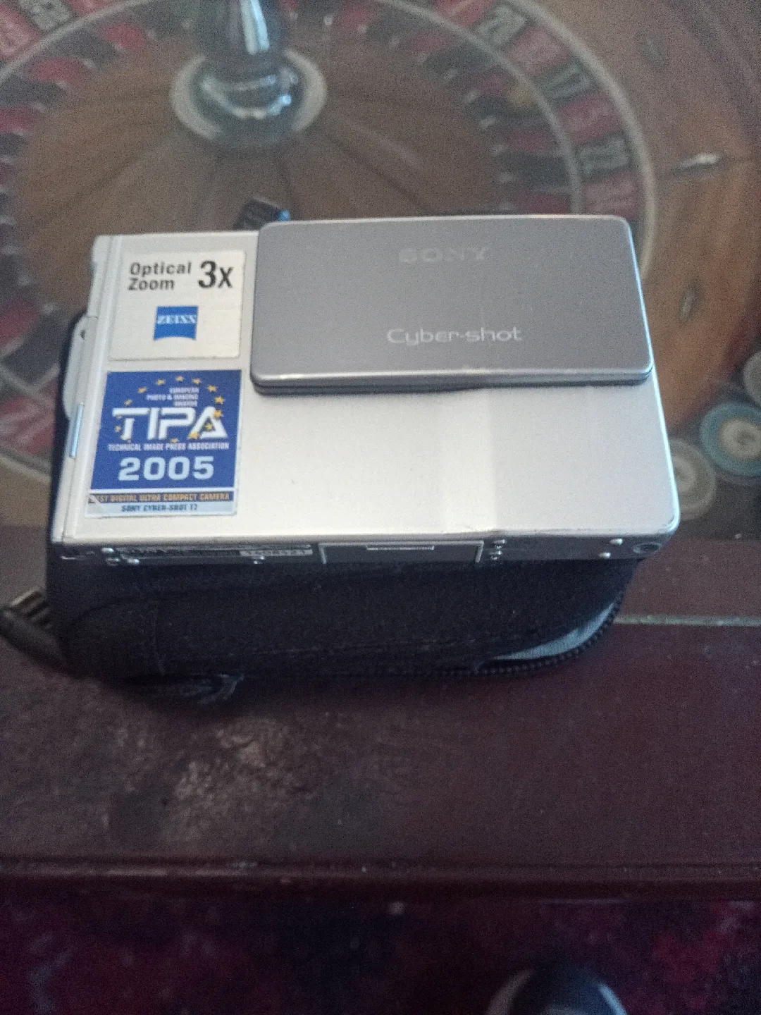 Sony Cyber-shot DSC-T7 Digital Camera image indicator(2)