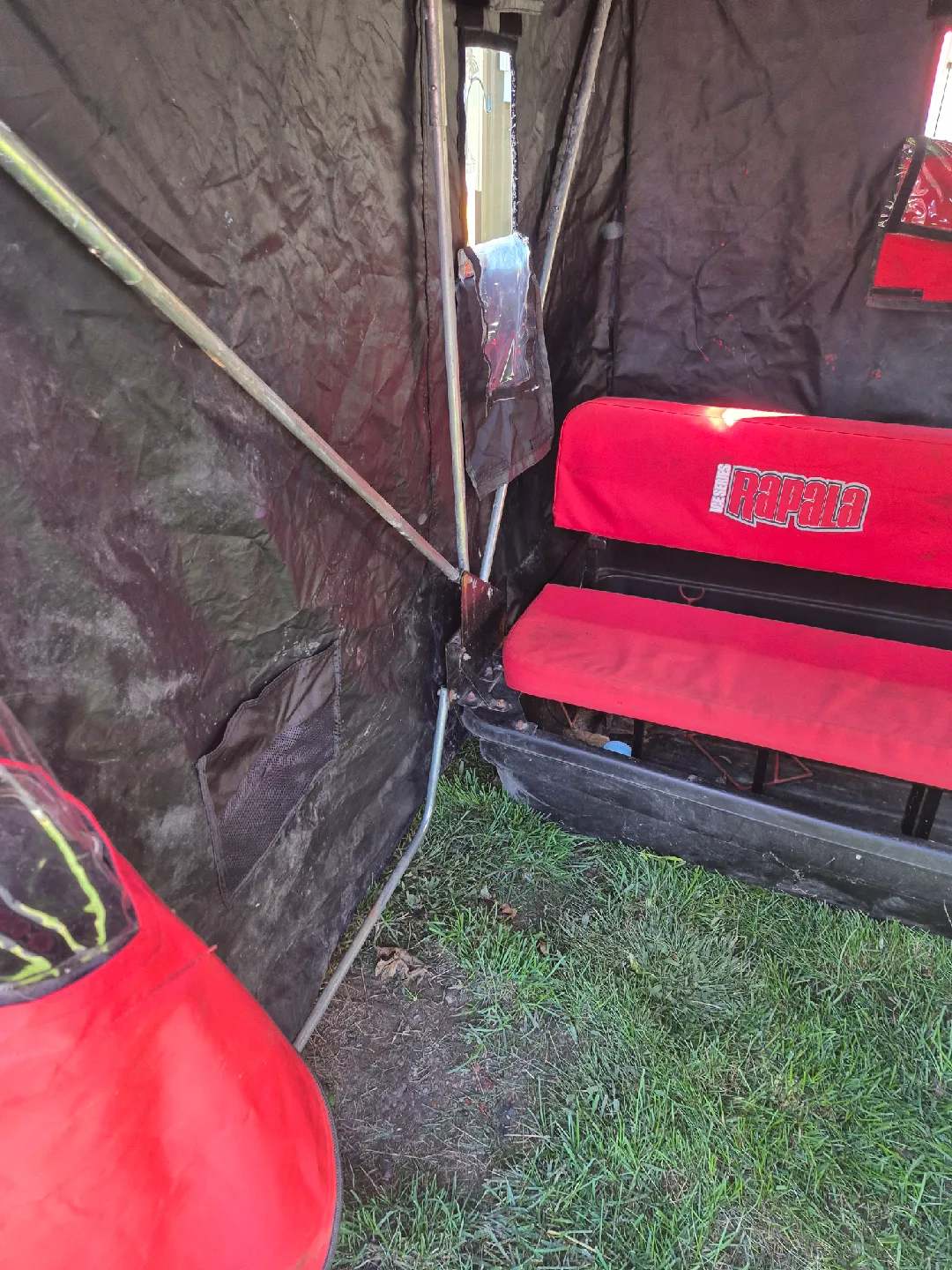 Rapala Ice Fishing Shelter image indicator(4)