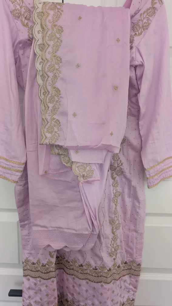 Elegant Lilac Embroidered Salwar Kameez Suit image indicator(2)