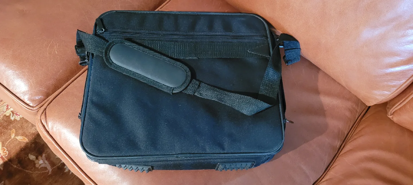 Laptop Briefcase image indicator(4)