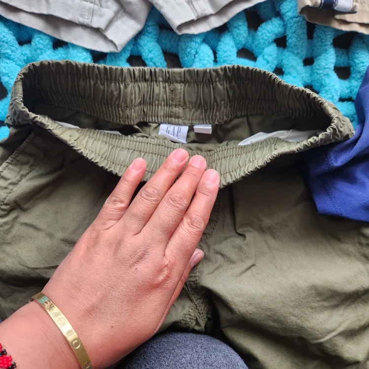 Associated Shorts Bundle - Size 5/6 image indicator(7)