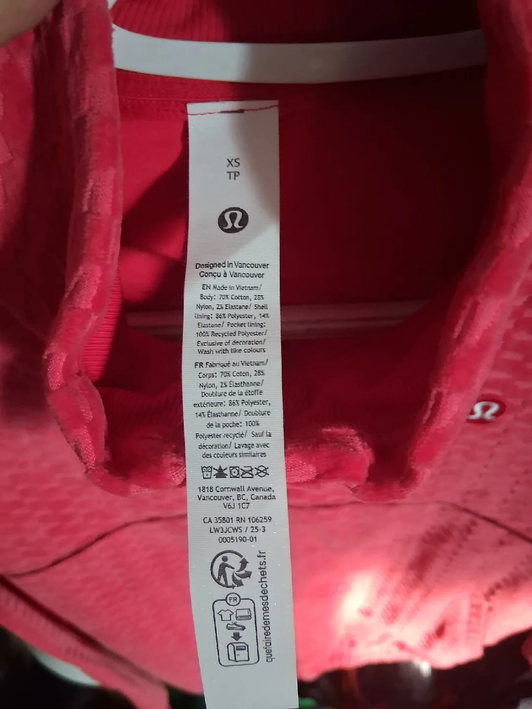 Lululemon Scuba Jacket XS Red image indicator(3)