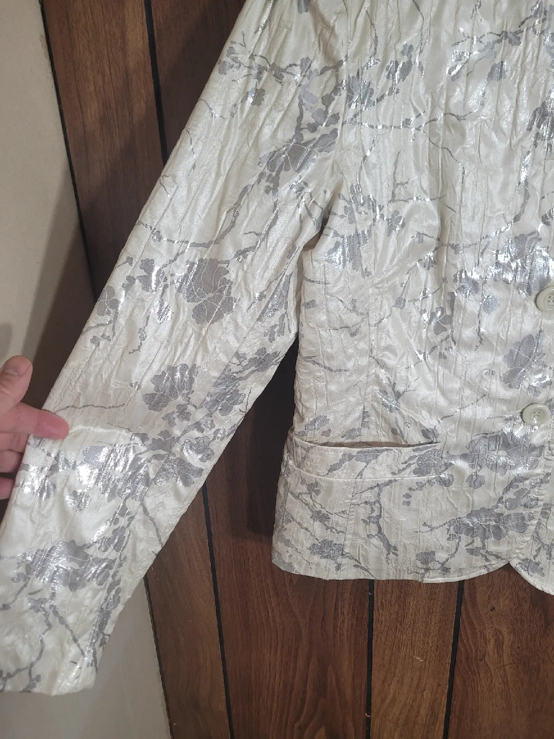 TABI Simply Classic Winter White Blazer - Size M image indicator(2)