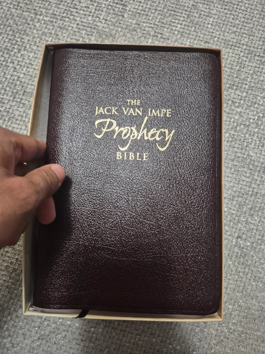 The Jack Van Impe Prophecy Bible KJV image indicator(4)