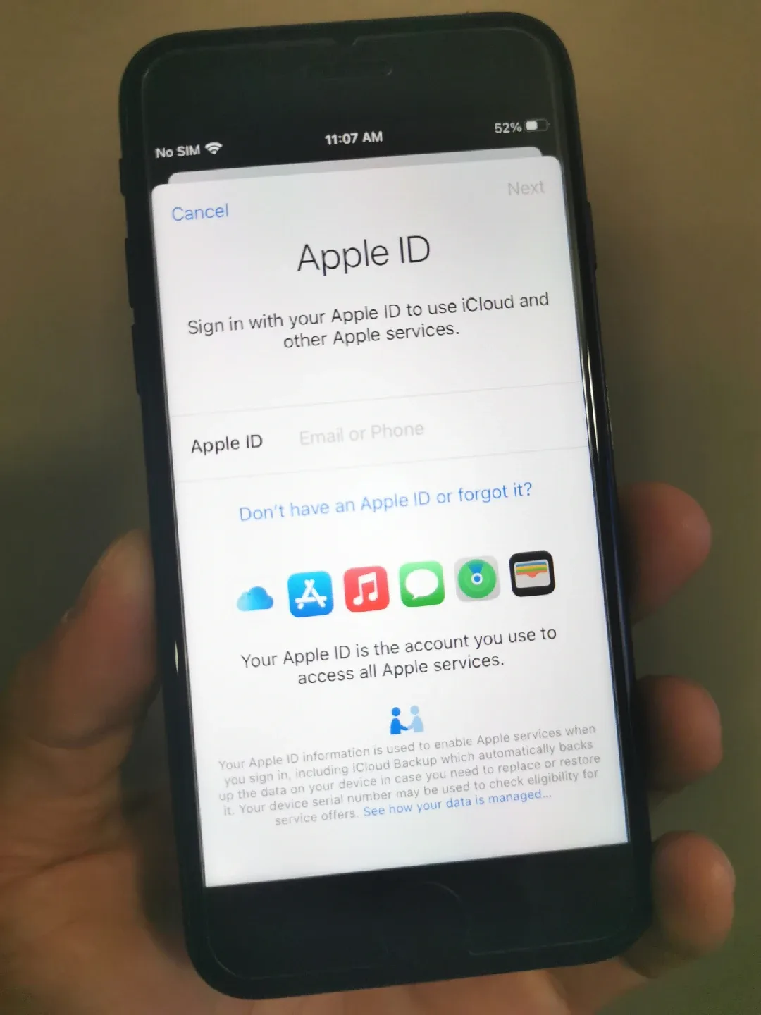 iPhone 7 128G Jet Black image indicator(5)