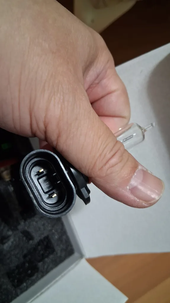 Car Headlight H11 and 9005 image indicator(7)