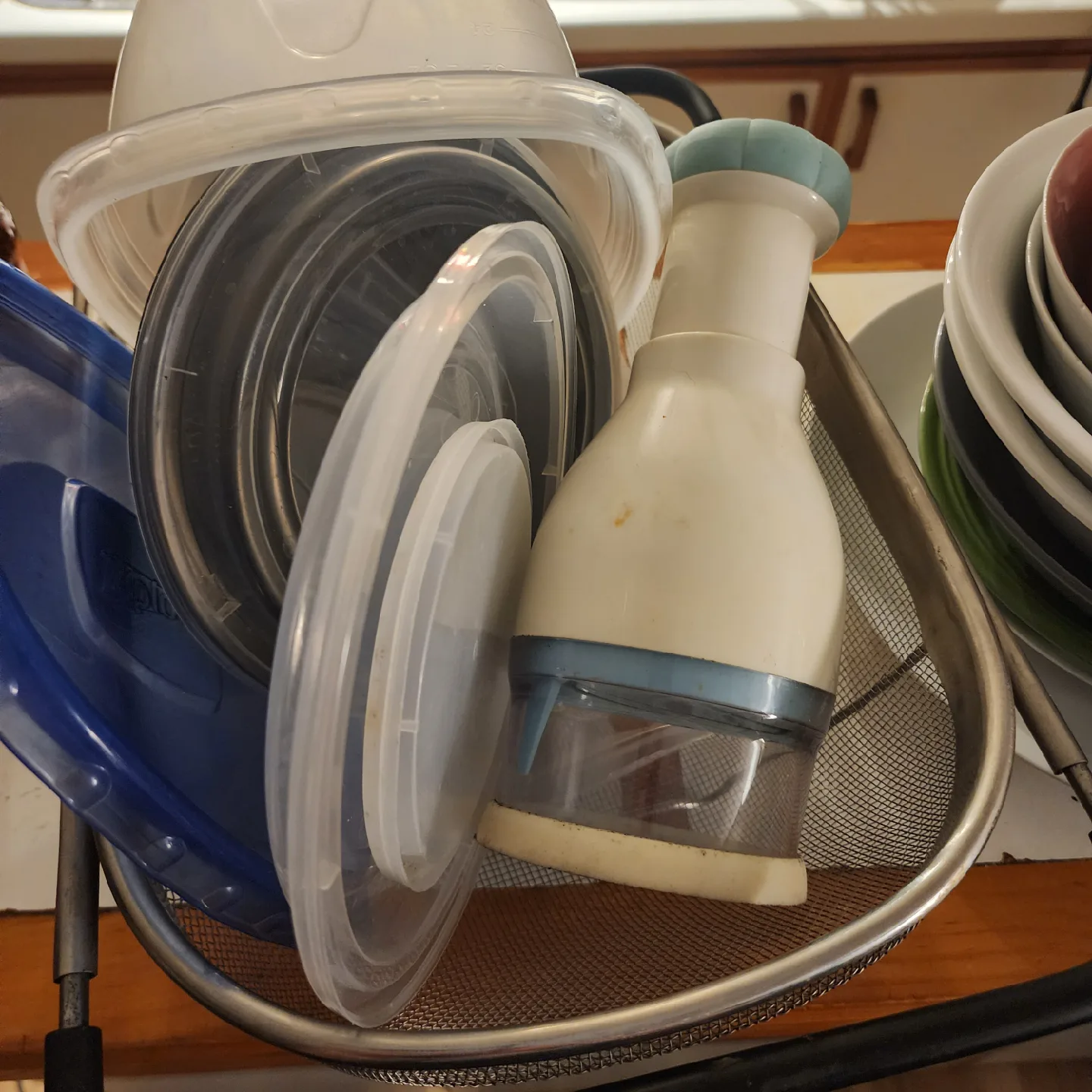 Assorted Dishes and Kitchenware 🧡 image indicator(2)