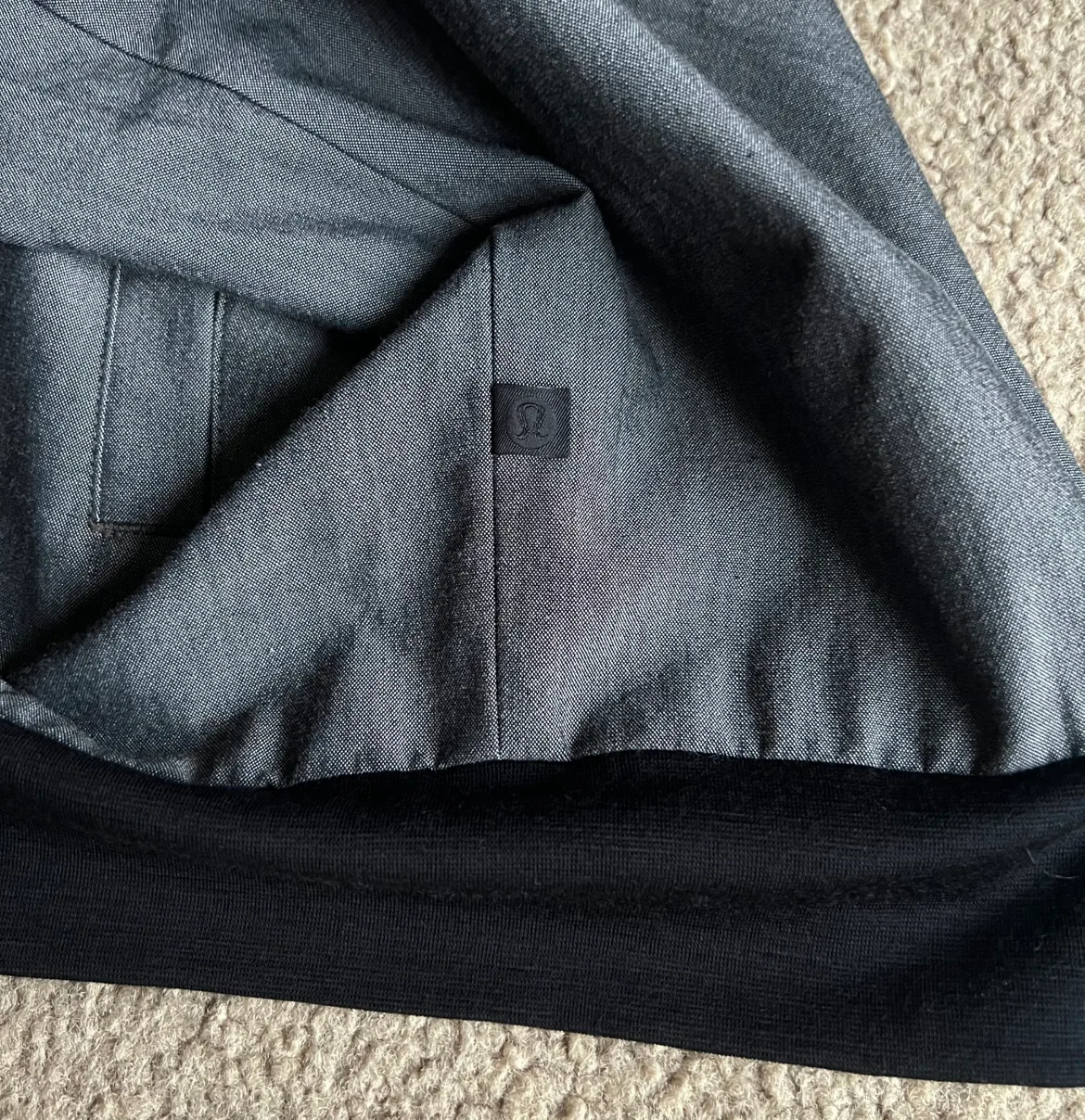 Lululemon Bomber Jacker image indicator(6)